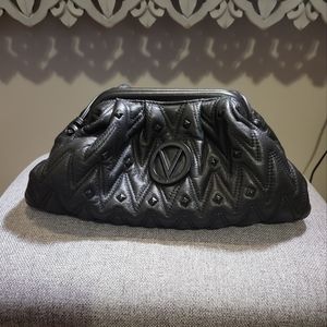 Black Valentino Purse perfect condition ❤️